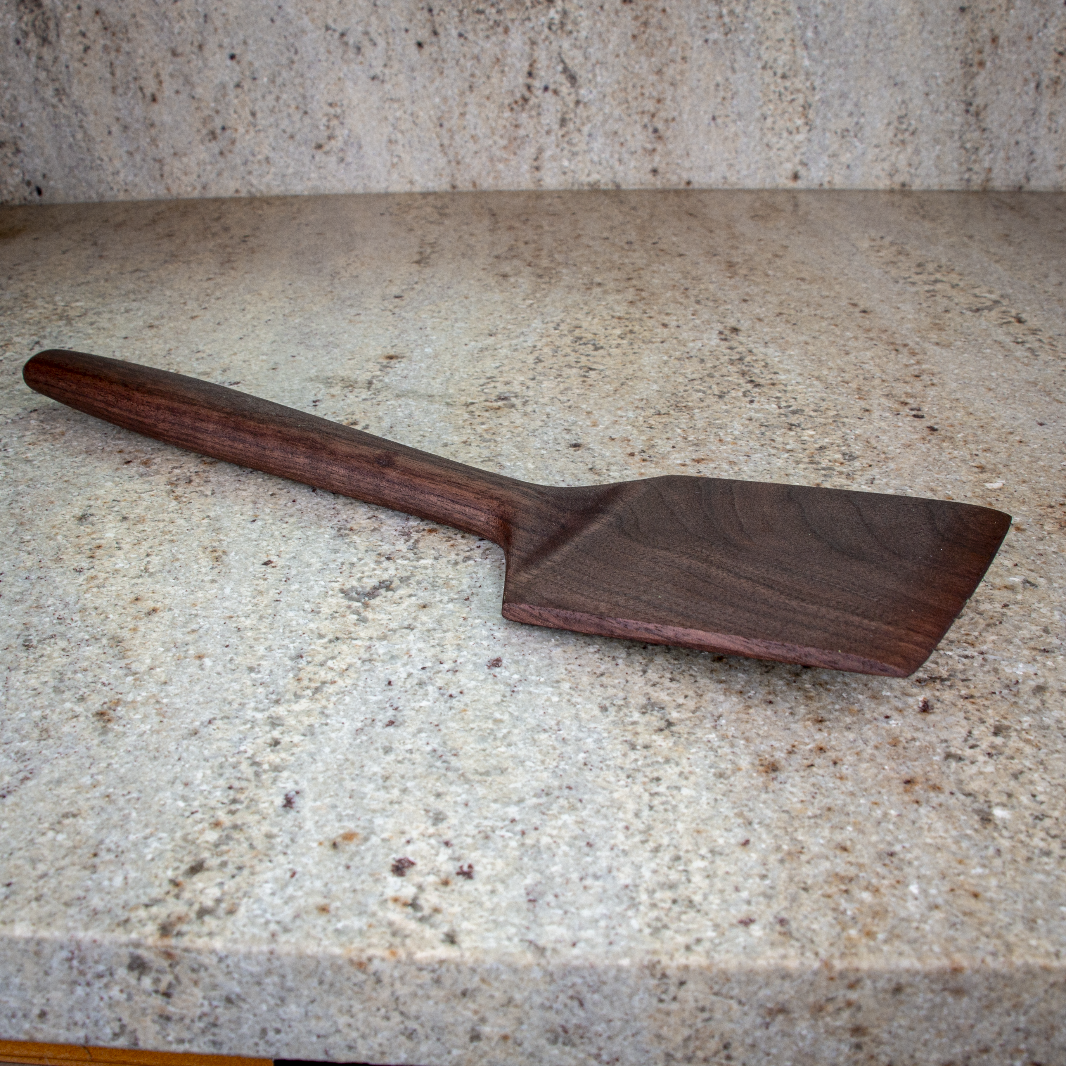 Solid wood turner spatula for high-end kitchen cooking