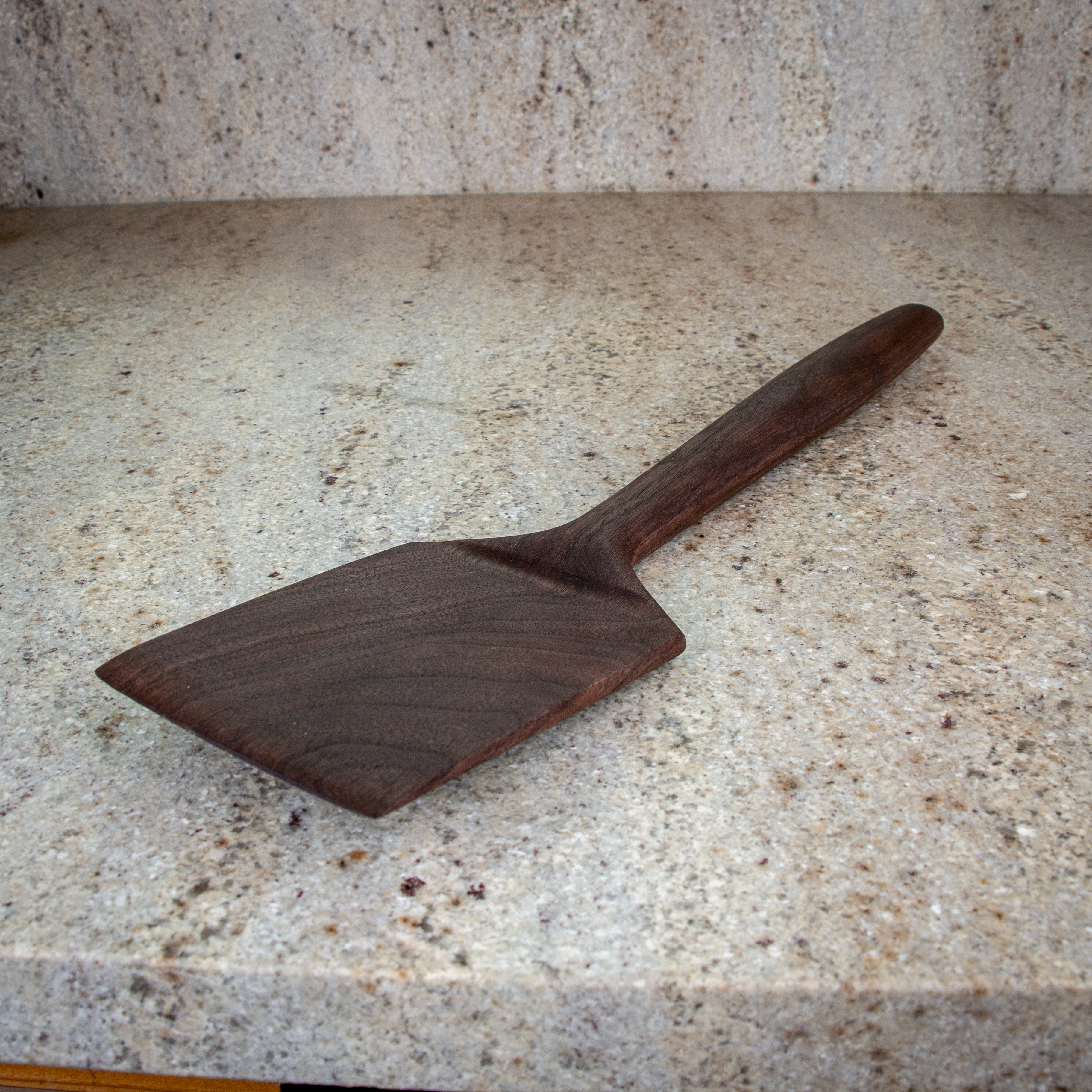Solid wood turner spatula for high-end kitchen cooking